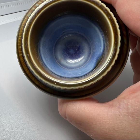 Vintage Wade Ireland Porcelain Small Vase Urn, 4 1/2" Shamrock - Picture 6 of 7